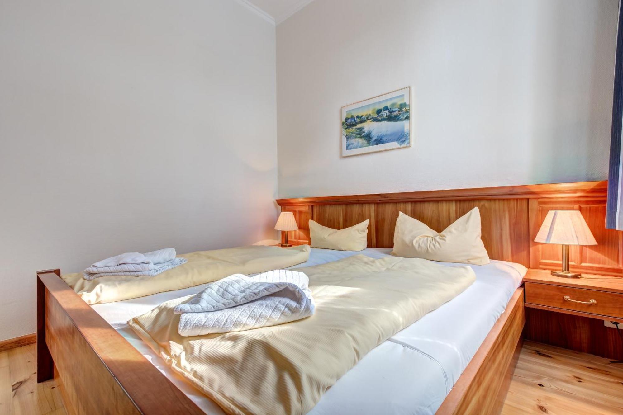 Villa Ahlbeck - Ferienwohnung Kuehlungsborn Heringsdorf  Extérieur photo