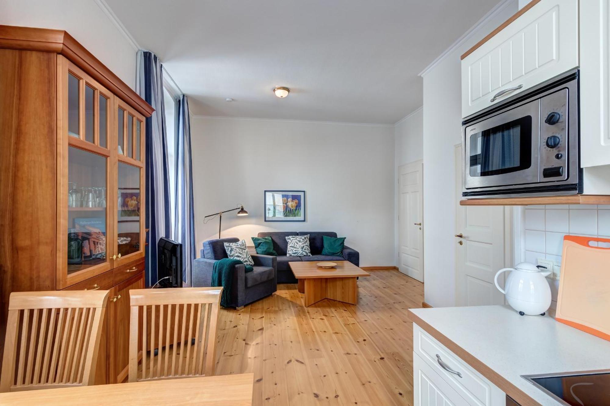 Villa Ahlbeck - Ferienwohnung Kuehlungsborn Heringsdorf  Extérieur photo